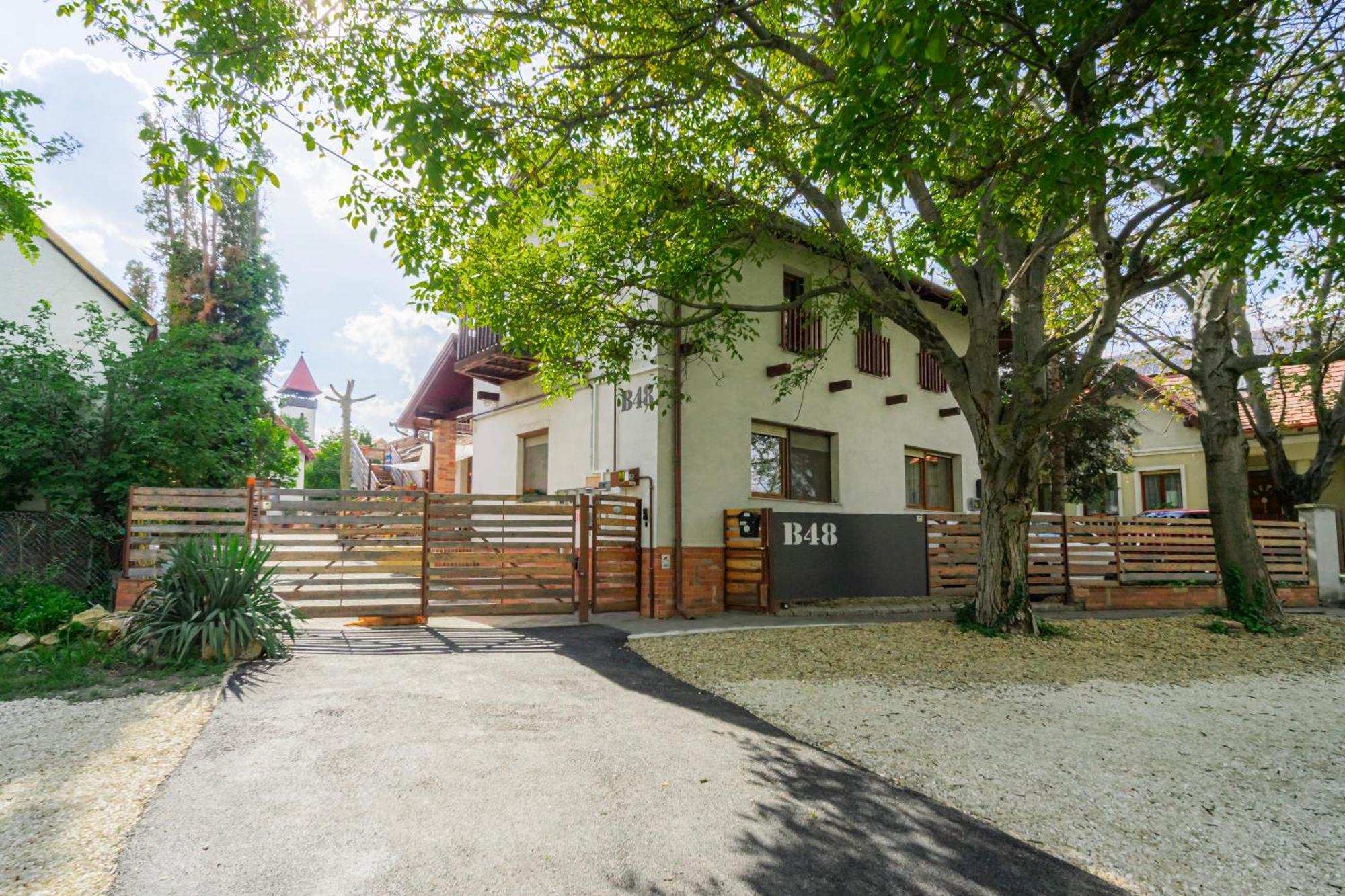 Vila B48 Bigflat - Kenyelem 130 M2 En Törökbálint Exteriér fotografie